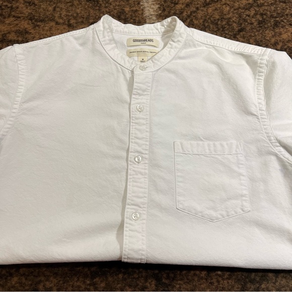 White Button Down Oxford Band Collar Shirt - Picture 4 of 5